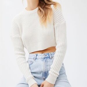 Urban Outfitters Ivory Ribbed Knit Cropped Long Sleeve Sweater Size Medium